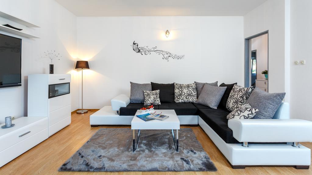 Holiday Home Iris Marina Dış mekan fotoğraf